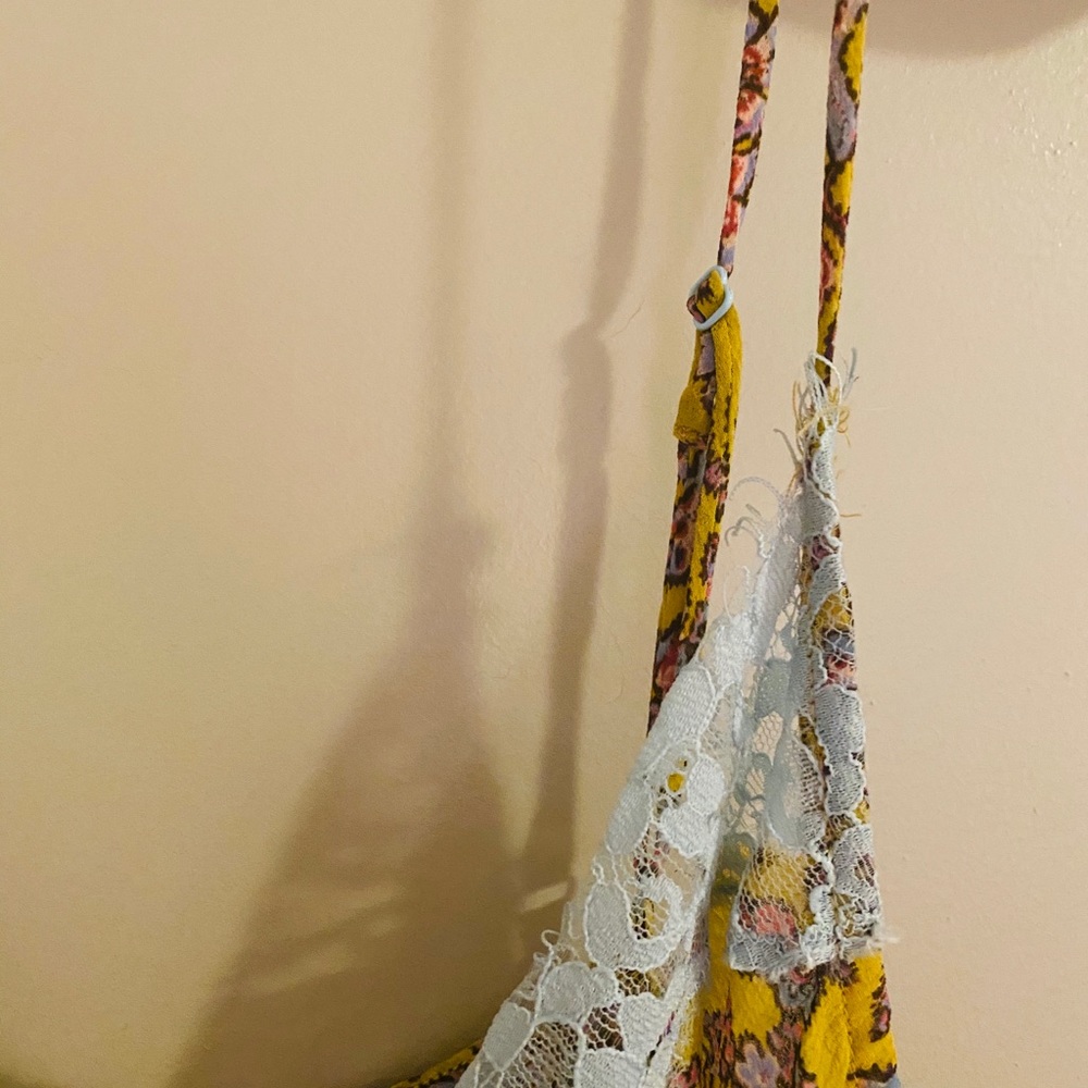 Free People Printed ‘Pretty Thing’ Cami in Size Small - Picture 6 of 8